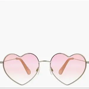 BCBG | Accessories | Bcbg 5mm Gradient Heart Sunglasses  display picture 1